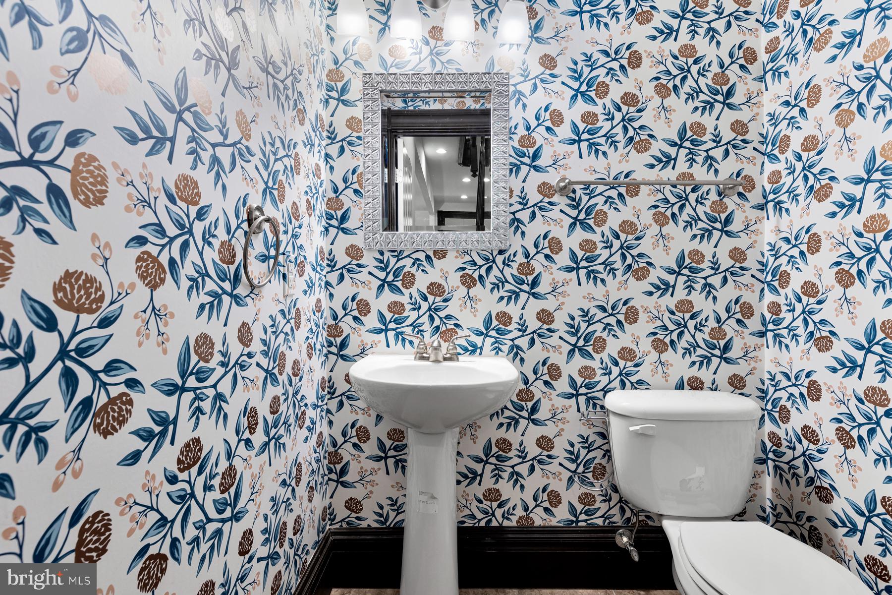 1926 Mt Royal Terrace Baltimore, MD 21217 - Photo 9 of 34 first floor half bath