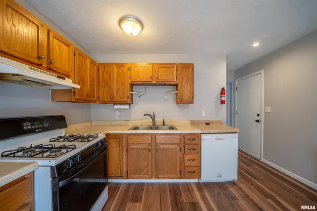 $123,000 | 2230 North Idaho Street, Peoria, IL 61604