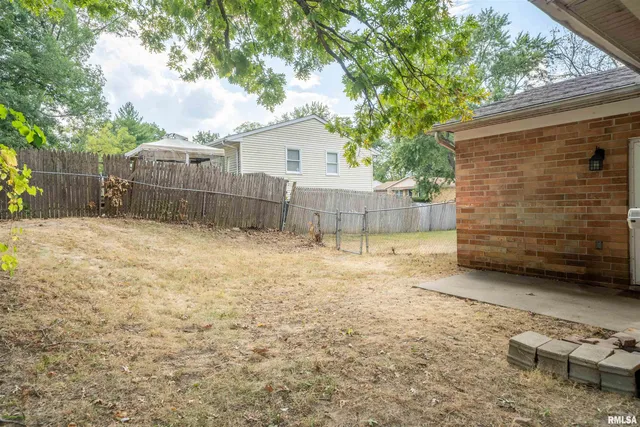 $123,000 | 2230 North Idaho Street, Peoria, IL 61604