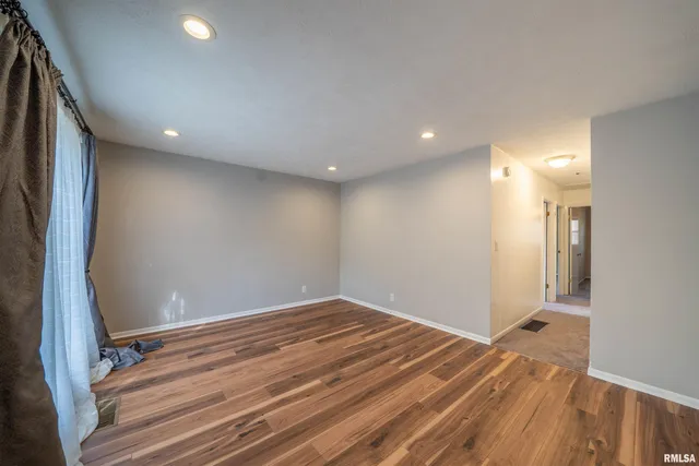 $123,000 | 2230 North Idaho Street, Peoria, IL 61604