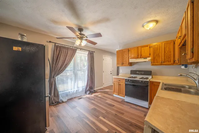 $123,000 | 2230 North Idaho Street, Peoria, IL 61604