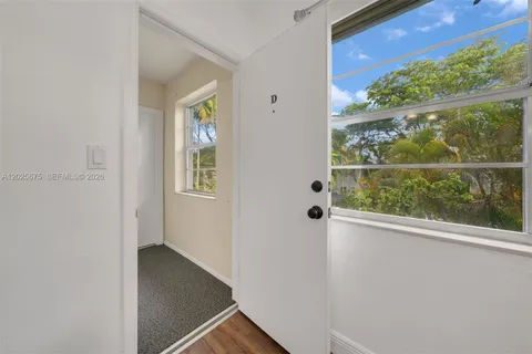 $350,000 | 5605 Southwest 80th Street, Unit 10D, Miami, FL 33143