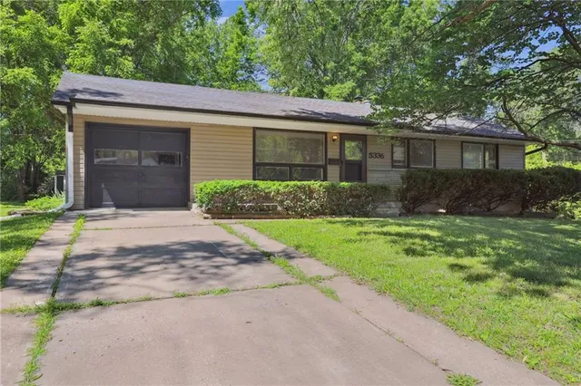$209,900 | 5336 Appleton Avenue, Raytown, MO 64133