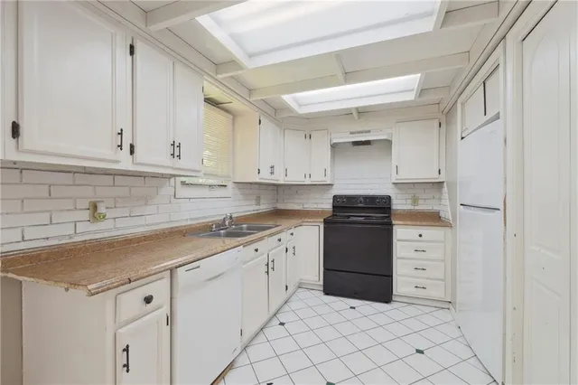 $209,900 | 5336 Appleton Avenue, Raytown, MO 64133