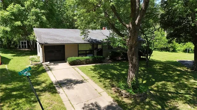 $209,900 | 5336 Appleton Avenue, Raytown, MO 64133
