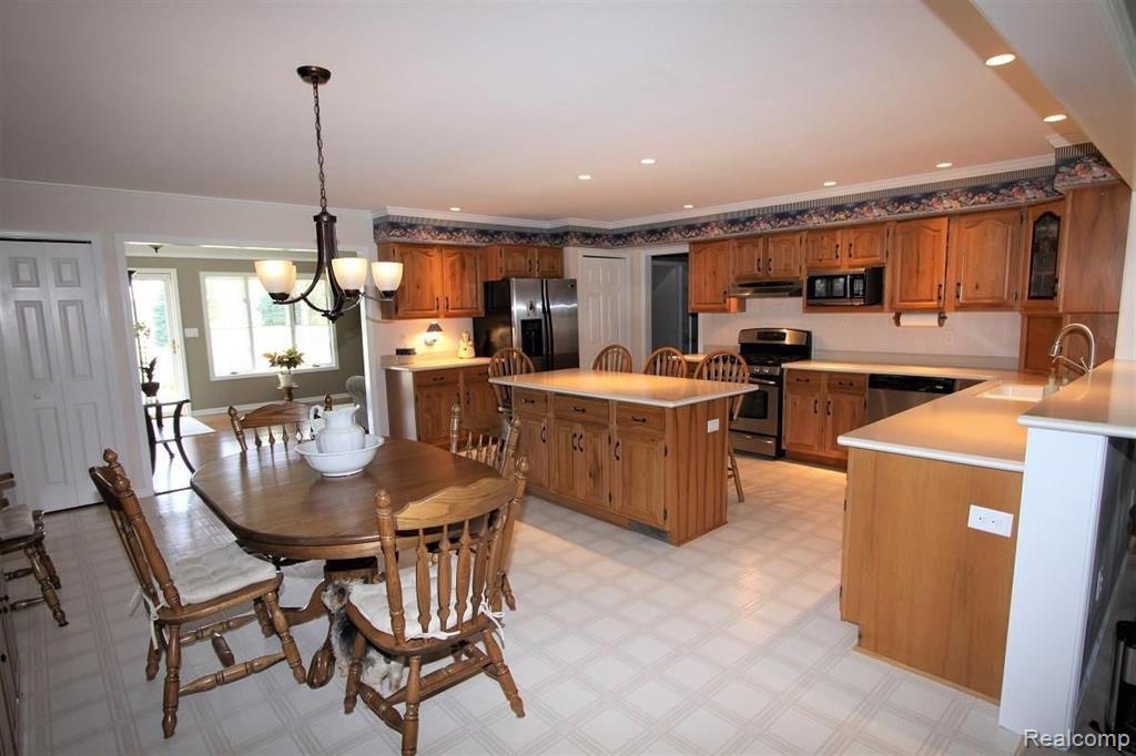 3460 Stewart Road Monroe, MI 48162 - Photo 5 of 27