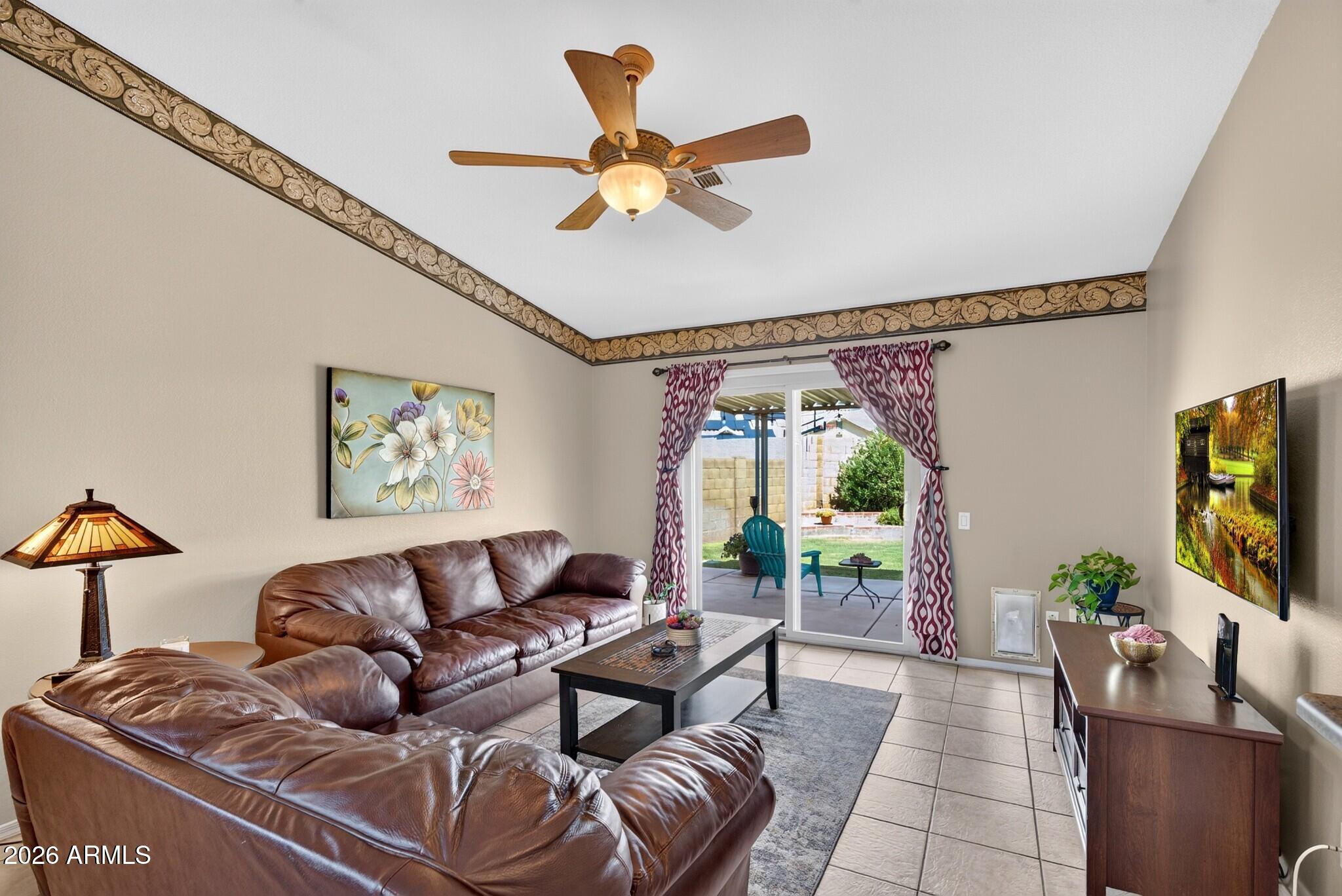 739 South Cholla Street Gilbert, AZ 85233 - Photo 4 of 30 Family Room