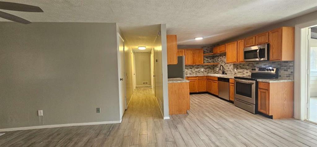 6131 Rockbridge Road Southwest Stone Mountain, GA 30087 - Photo 18 of 40