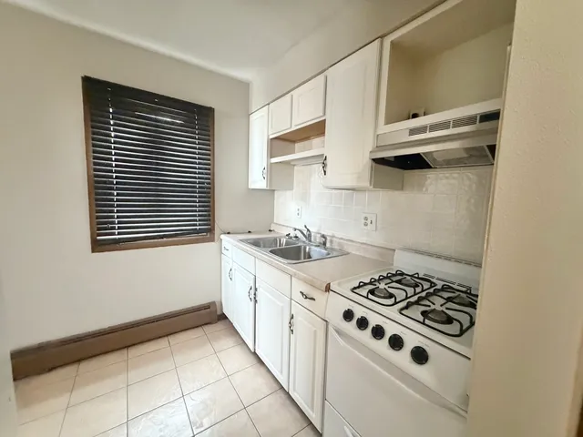 $300,000 | 1215 Wall Street, Normal, IL 61761