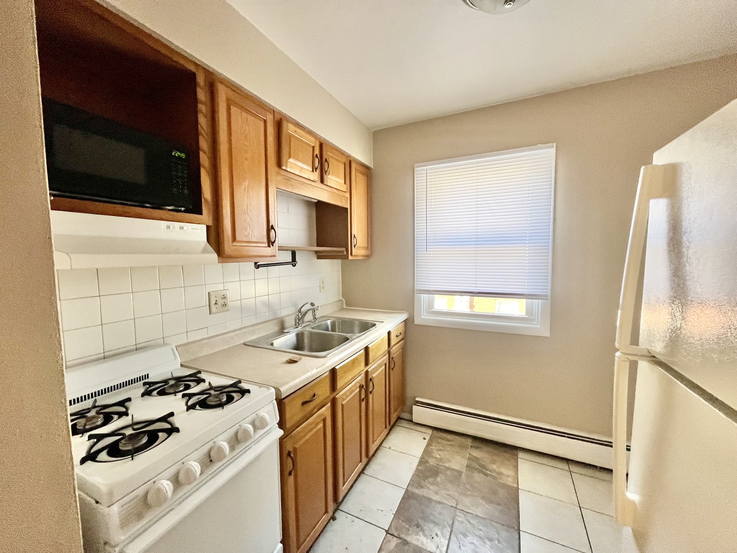 1215 Wall Street Normal, IL 61761 - Photo 8 of 21