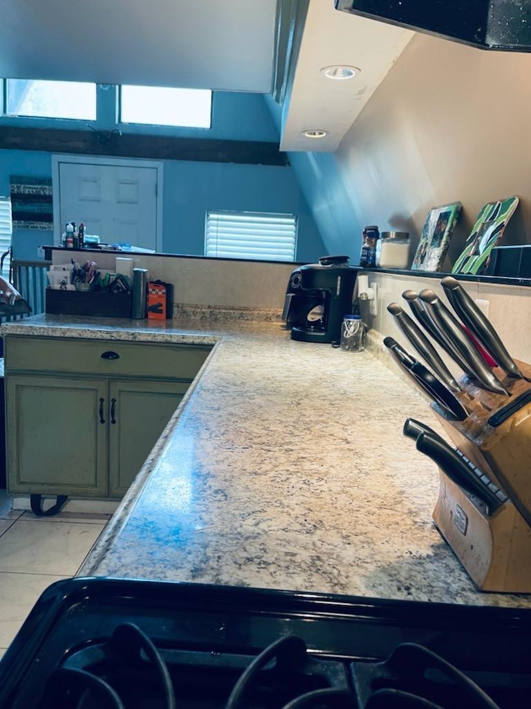3121 Green Acres Road St. Augustine, FL 32084 - Photo 5 of 35 a kitchen with kitchen island granite countertop lots of counter top space
