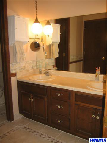 3023 Wilderness Road Fort Wayne, IN 46845 - Photo 11 of 15