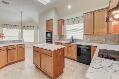 $475,000 | 8326 Green Valley Drive, Sugar Land, TX 77479