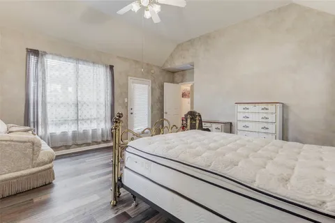 $475,000 | 8326 Green Valley Drive, Sugar Land, TX 77479