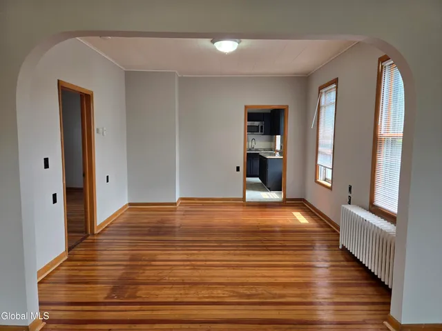 $1,500 | 810 6th Avenue, Unit 2, Troy, NY 12182