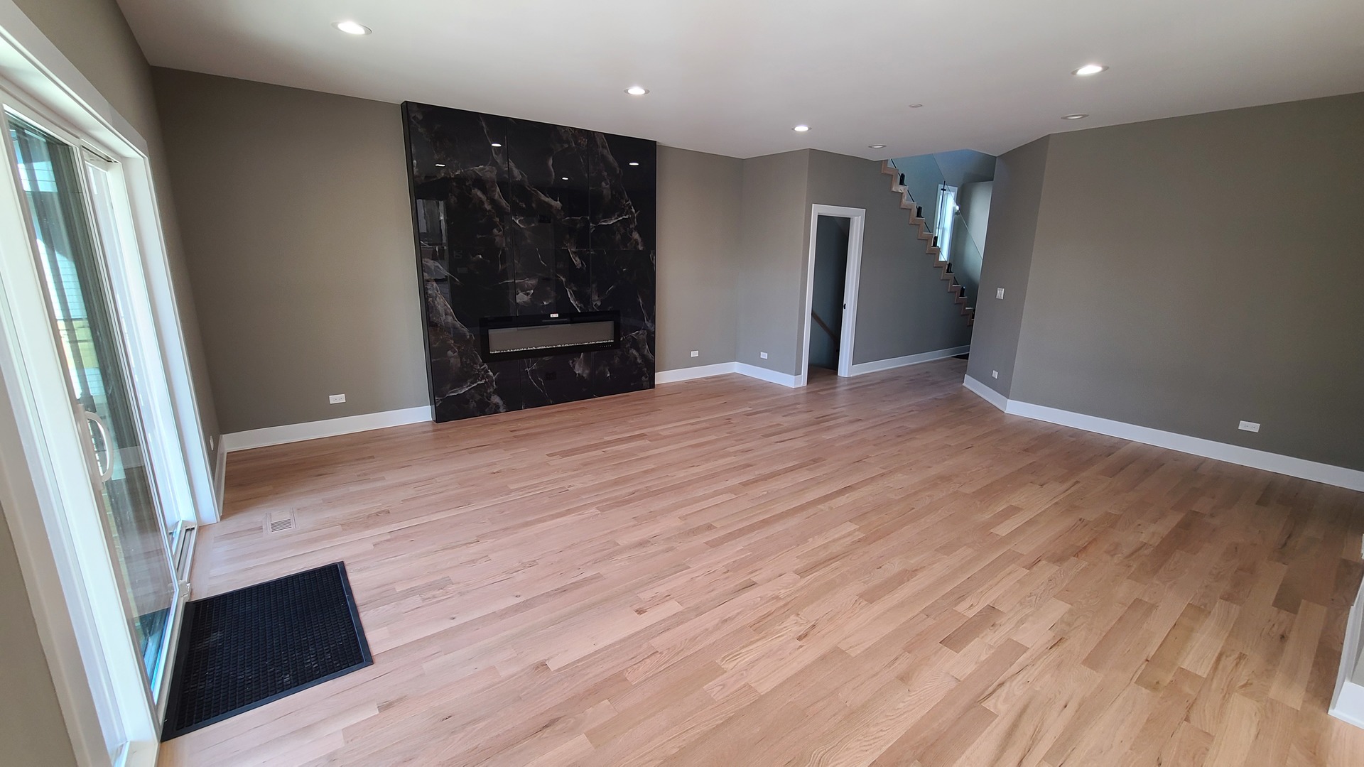 945 Red Oak Street Addison, IL 60101 - Photo 11 of 55 Gallery Image 11