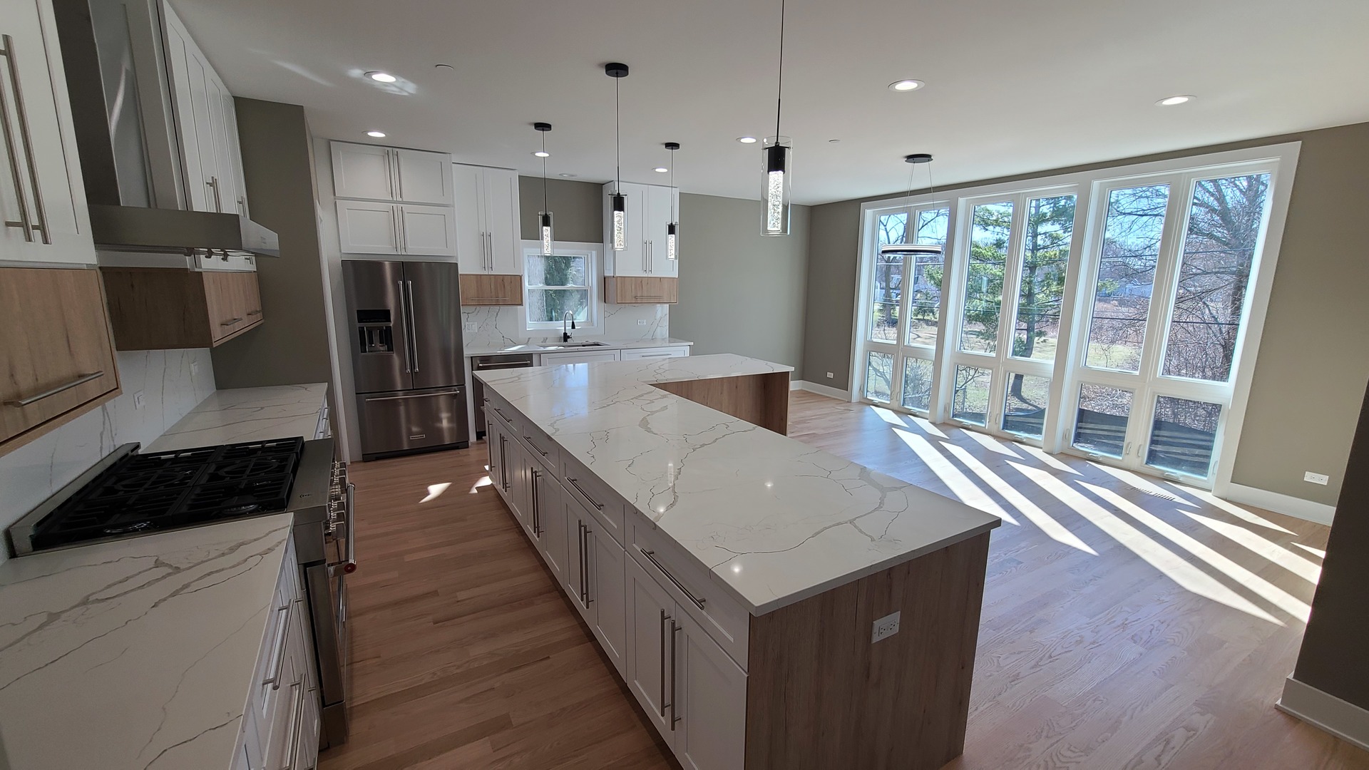 945 Red Oak Street Addison, IL 60101 - Photo 15 of 55 Gallery Image 15