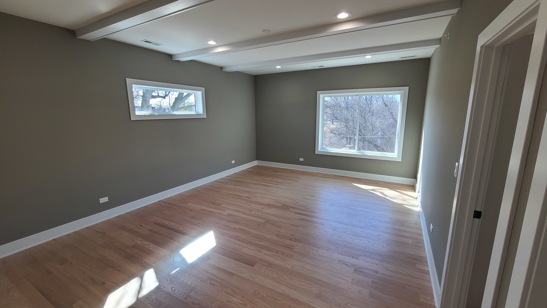 945 Red Oak Street Addison, IL 60101 - Photo 22 of 55 Gallery Image 22