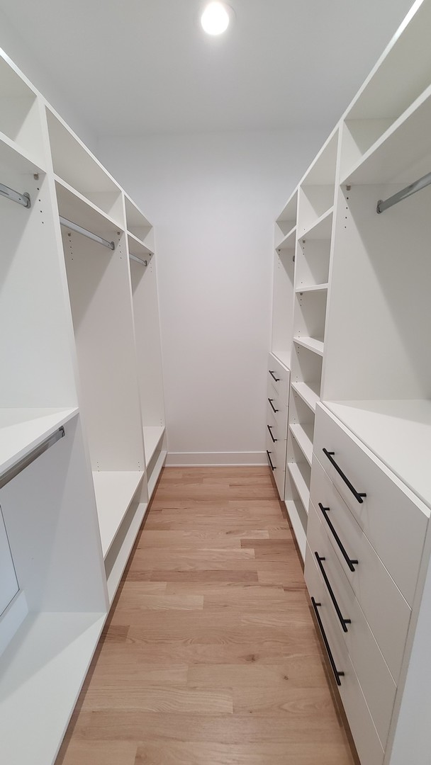 945 Red Oak Street Addison, IL 60101 - Photo 29 of 55 Gallery Image 29