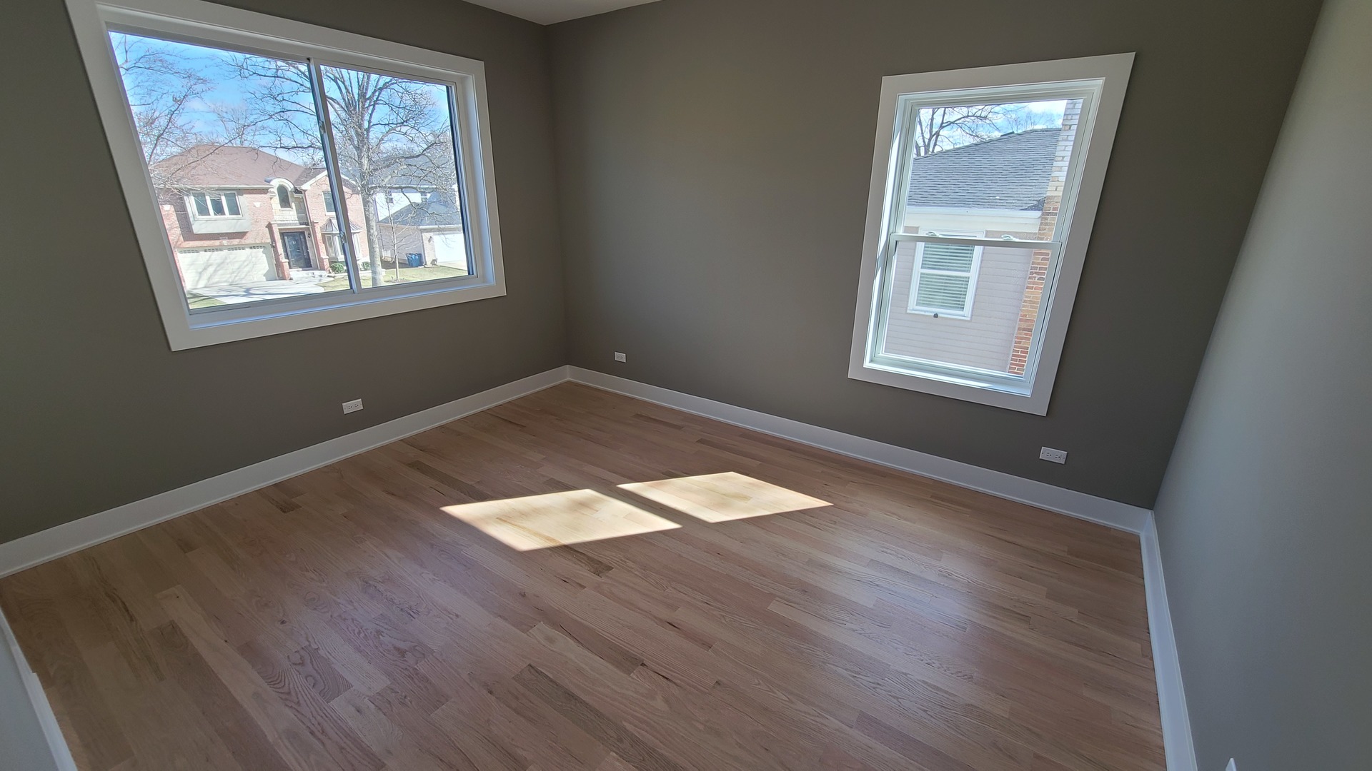 945 Red Oak Street Addison, IL 60101 - Photo 33 of 55 Gallery Image 33