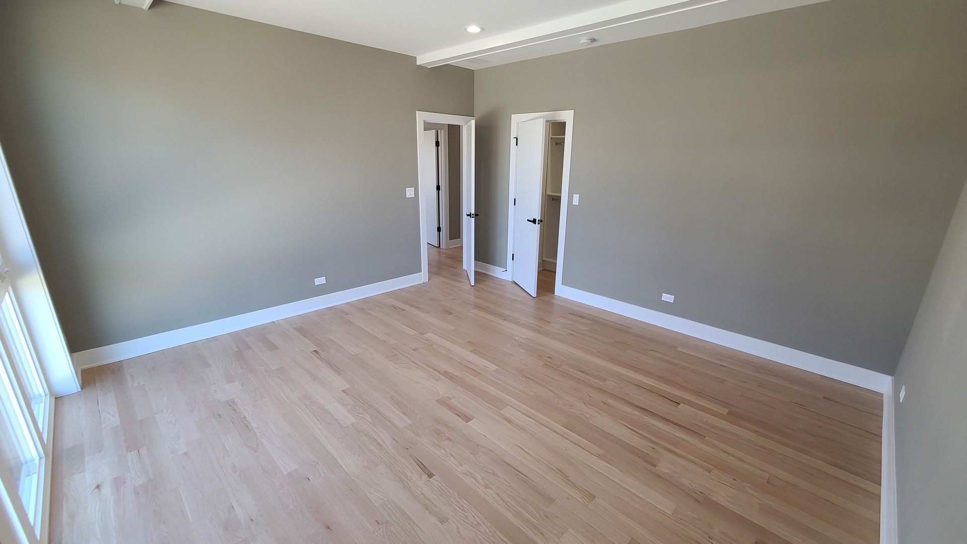945 Red Oak Street Addison, IL 60101 - Photo 36 of 55 Gallery Image 36