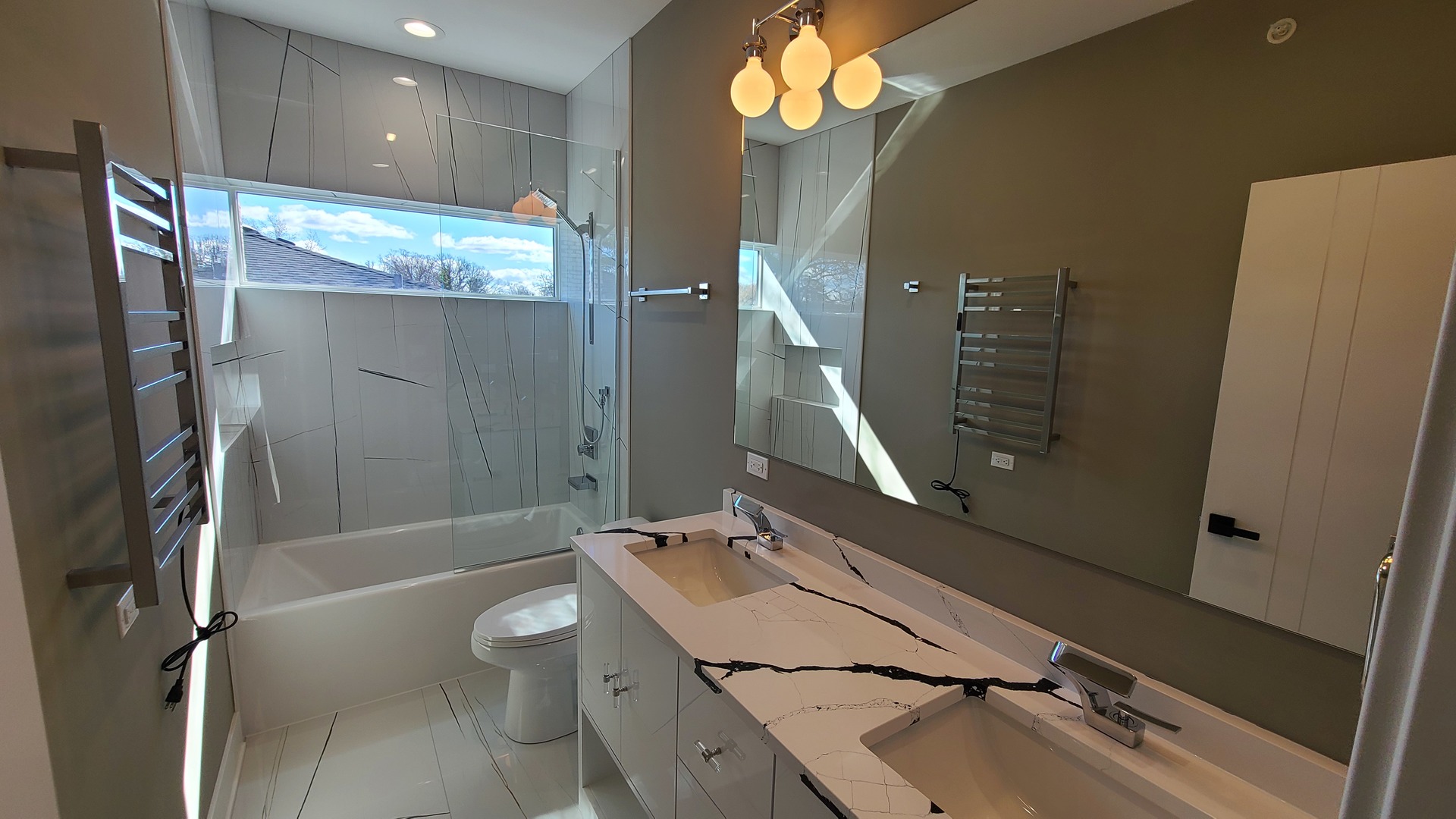 945 Red Oak Street Addison, IL 60101 - Photo 39 of 55 Gallery Image 39