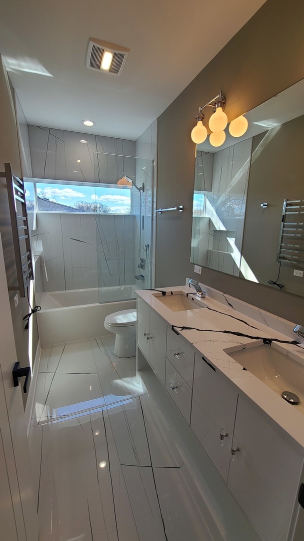 945 Red Oak Street Addison, IL 60101 - Photo 40 of 55 Gallery Image 40