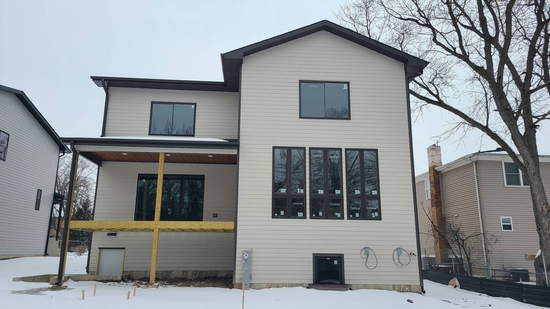 945 Red Oak Street Addison, IL 60101 - Photo 4 of 55 Gallery Image 4