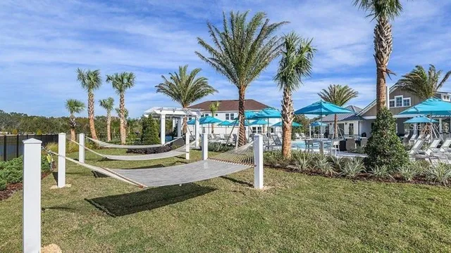 a view of outdoor space yard and porch