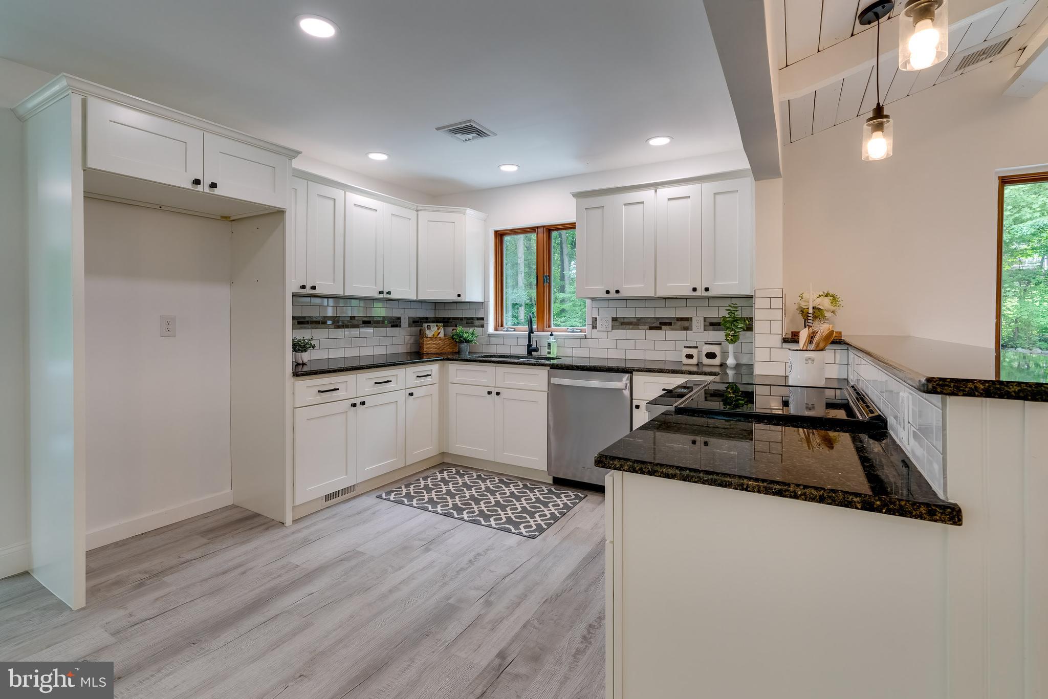 456 Yellow Hill Road Narvon, PA 17555 - Photo 13 of 36