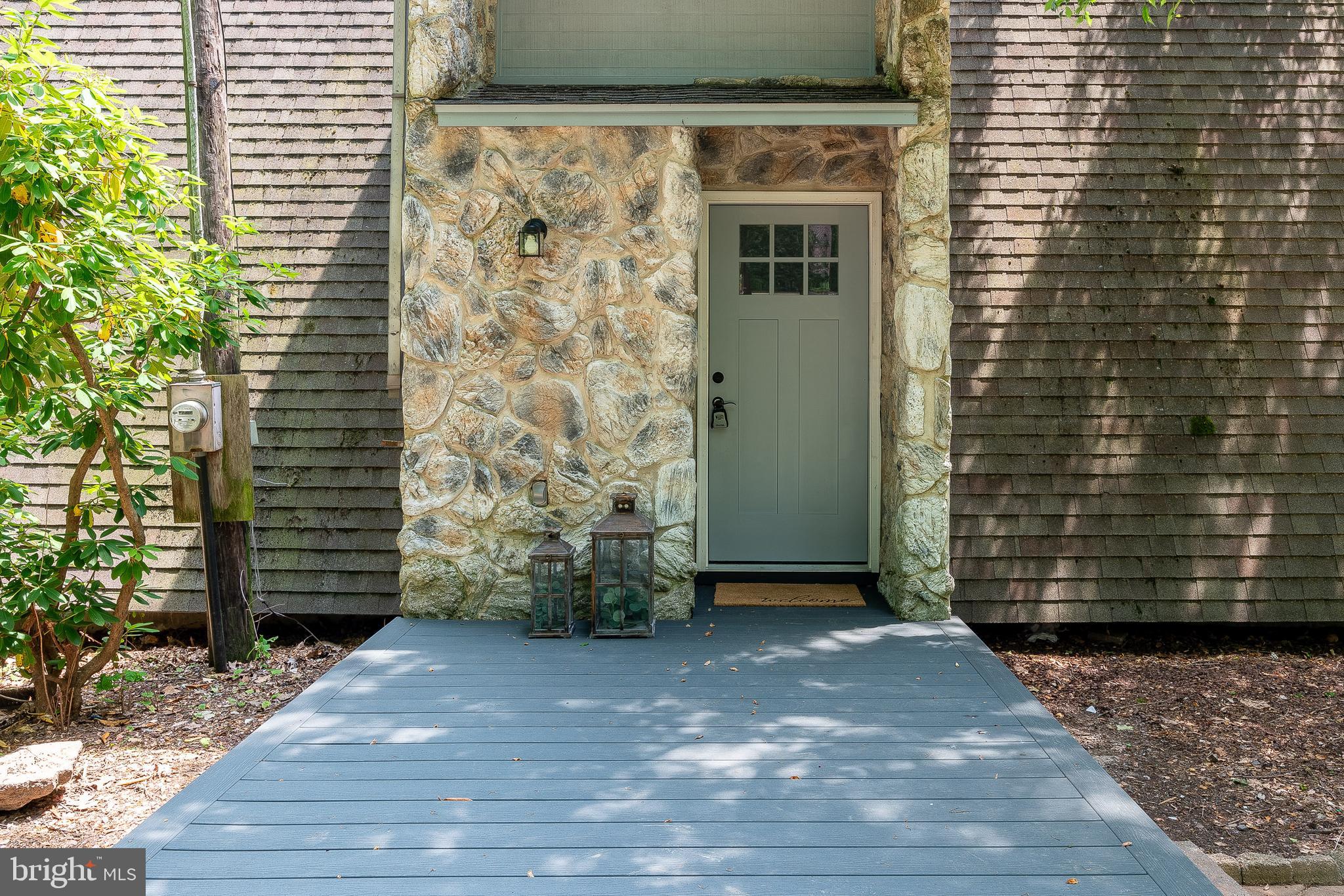 456 Yellow Hill Road Narvon, PA 17555 - Photo 2 of 36 Welcome Home !