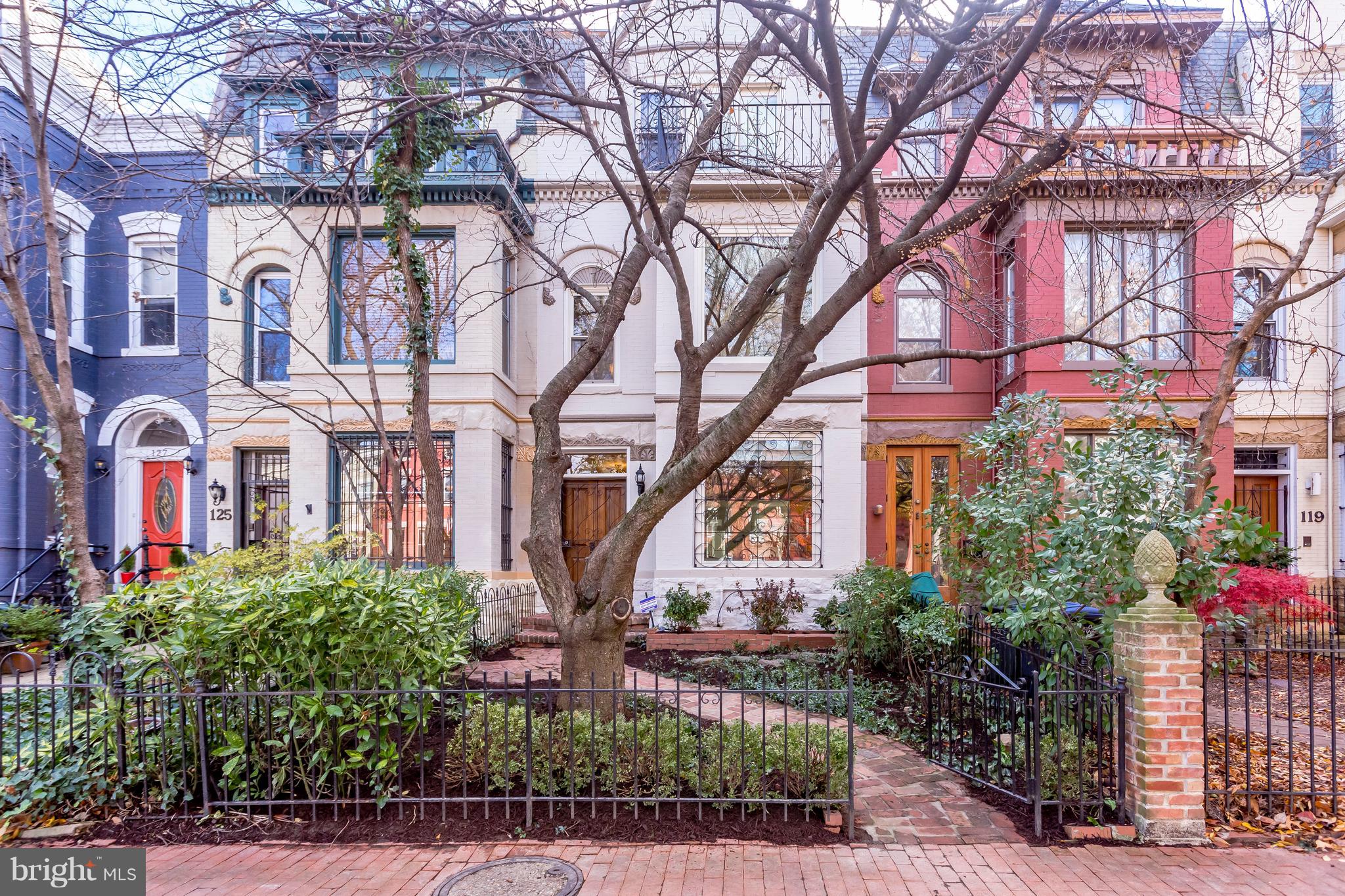 a building view with a outdoor space