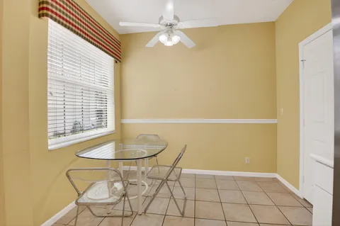 $395,000 | 10585 Royal Caribbean Circle, Boynton Beach, FL 33437