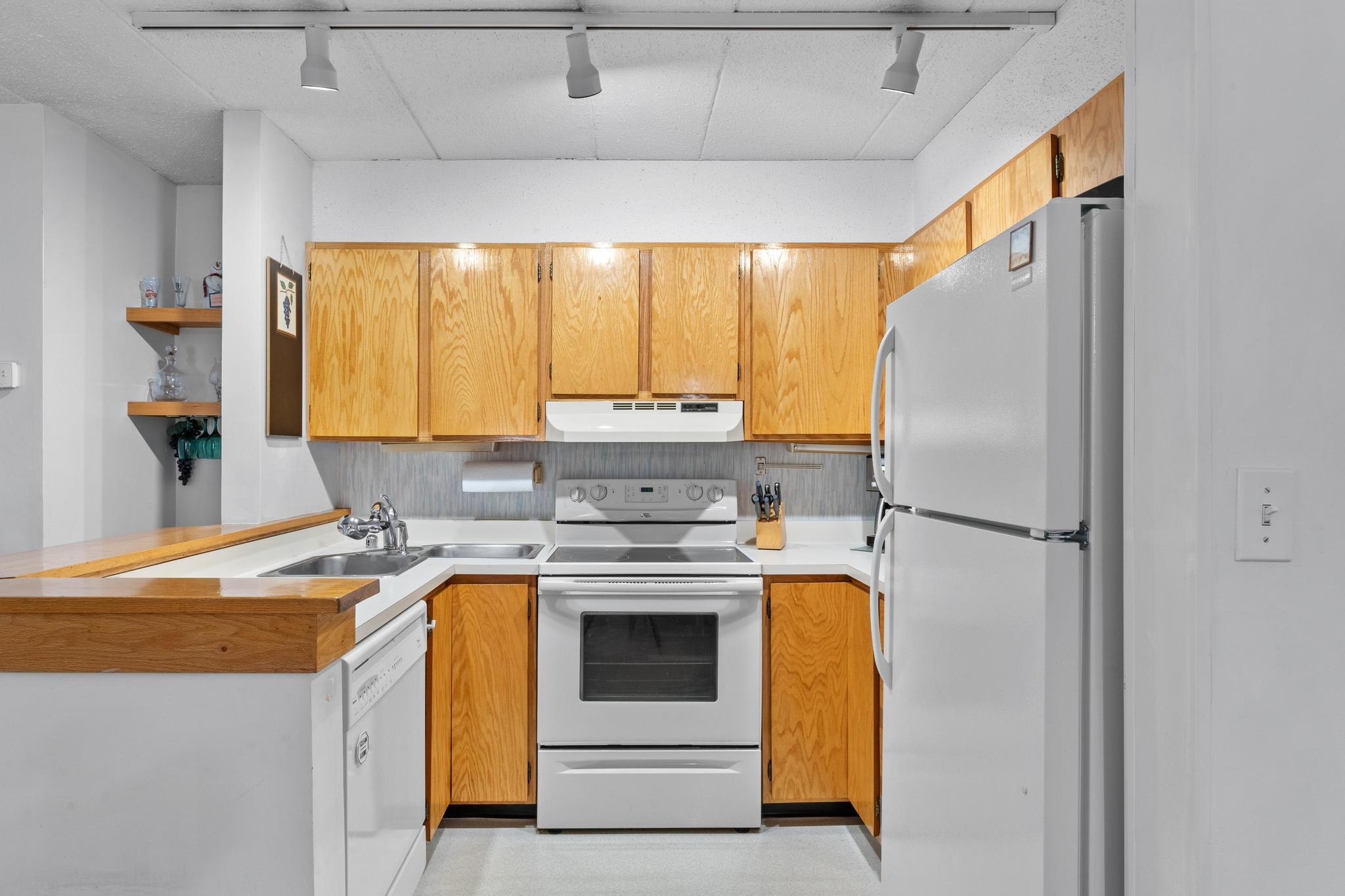 259 Old Mill Road, Unit D12 Killington, VT 05751 - Photo 24 of 29 Gallery Image 24