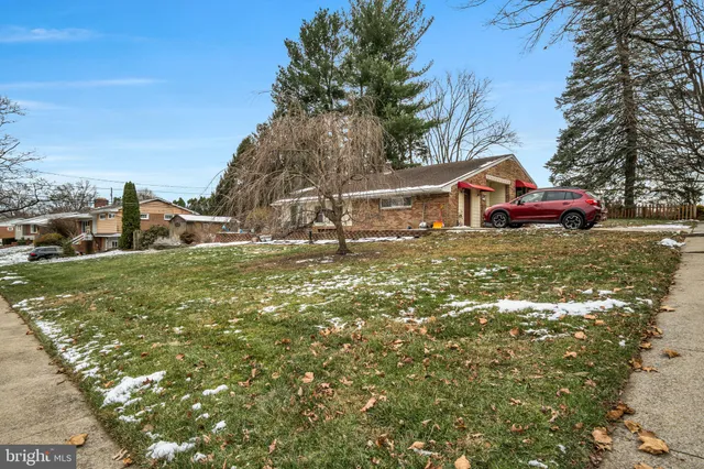 $330,000 | 28 Brentwood Road, Camp Hill, PA 17011