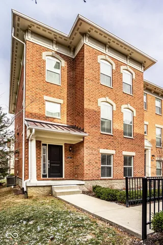 $345,000 | 9452 Oakley Drive, Indianapolis, IN 46260