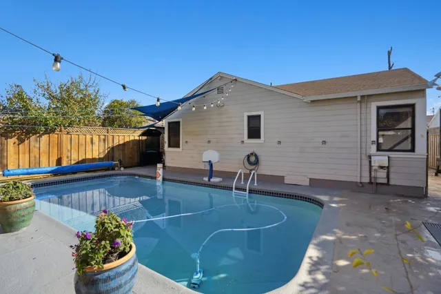 $1,548,000 | 219 D Street, Redwood City, CA 94063