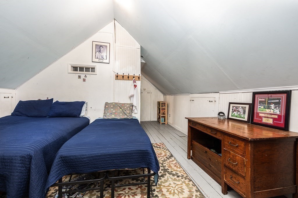 2 Orne Square, Unit 2 Salem, MA 01970 - Photo 23 of 28 a living room with furniture and a stove