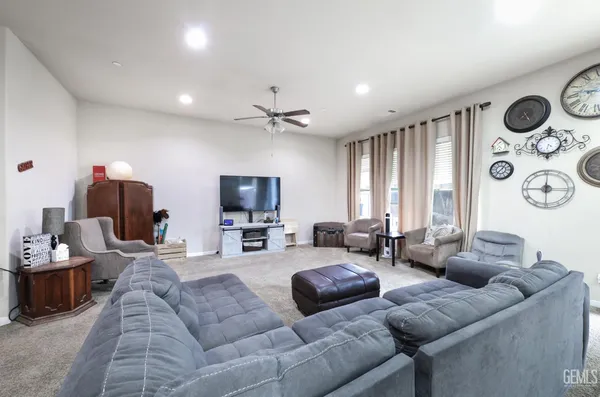 $610,000 | Undisclosed Address, Bakersfield, CA 93314