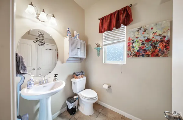 $610,000 | Undisclosed Address, Bakersfield, CA 93314