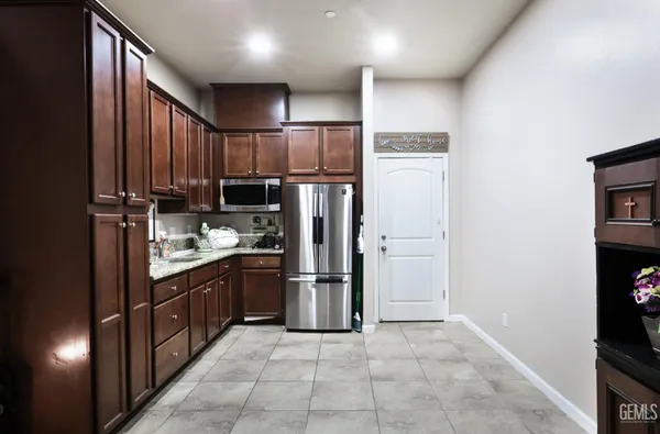 $610,000 | Undisclosed Address, Bakersfield, CA 93314
