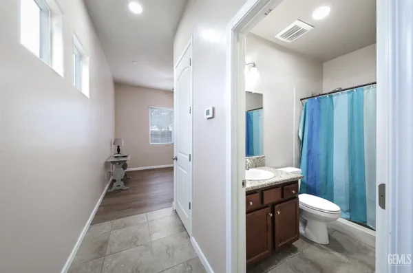 $610,000 | Undisclosed Address, Bakersfield, CA 93314