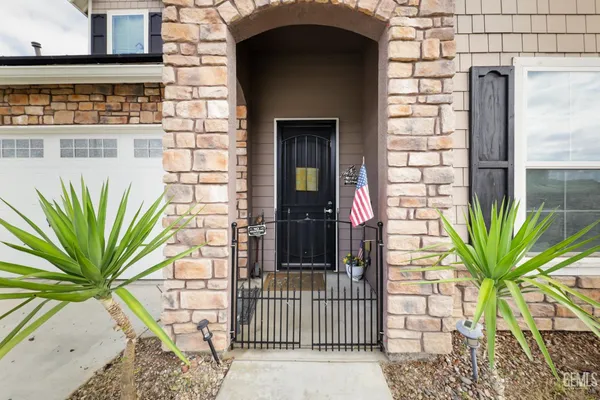 $610,000 | Undisclosed Address, Bakersfield, CA 93314