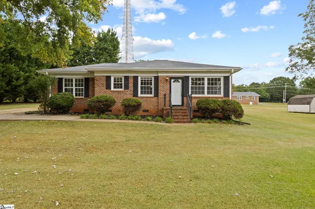 $237,000 | 227 Highland Road, Duncan, SC 29334