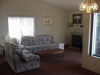 1079 Rubicon Way Santa Rosa, CA 95401 - Photo 2 of 5 Gallery Image 2