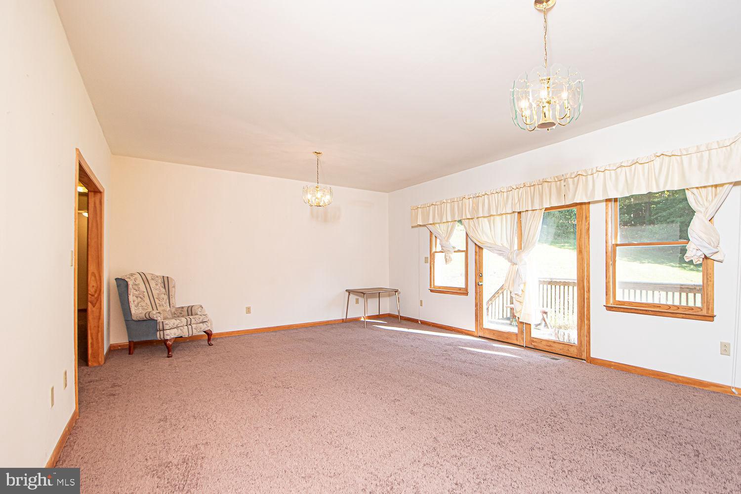 278 Poe Hill Road Front Royal, VA 22630 - Photo 7 of 47