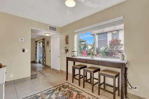 $180,000 | 2116 Sherwood Forest Boulevard, Unit 28, West Palm Beach, FL 33415