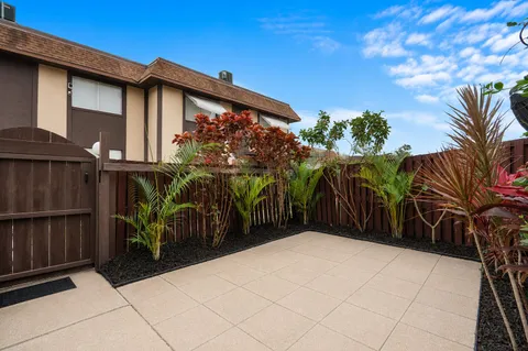 $180,000 | 2116 Sherwood Forest Boulevard, Unit 28, West Palm Beach, FL 33415
