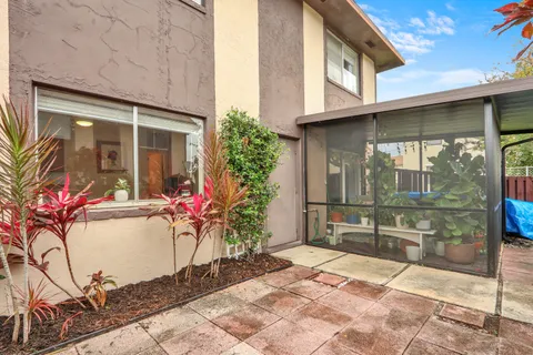$180,000 | 2116 Sherwood Forest Boulevard, Unit 28, West Palm Beach, FL 33415