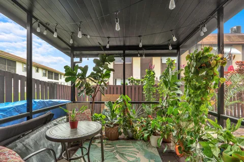 $180,000 | 2116 Sherwood Forest Boulevard, Unit 28, West Palm Beach, FL 33415
